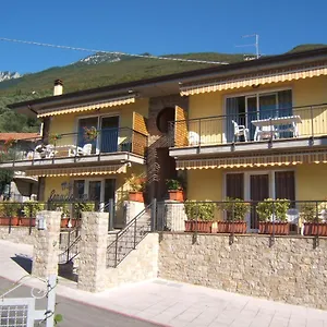 Apartment Mary Brenzone sul Garda
