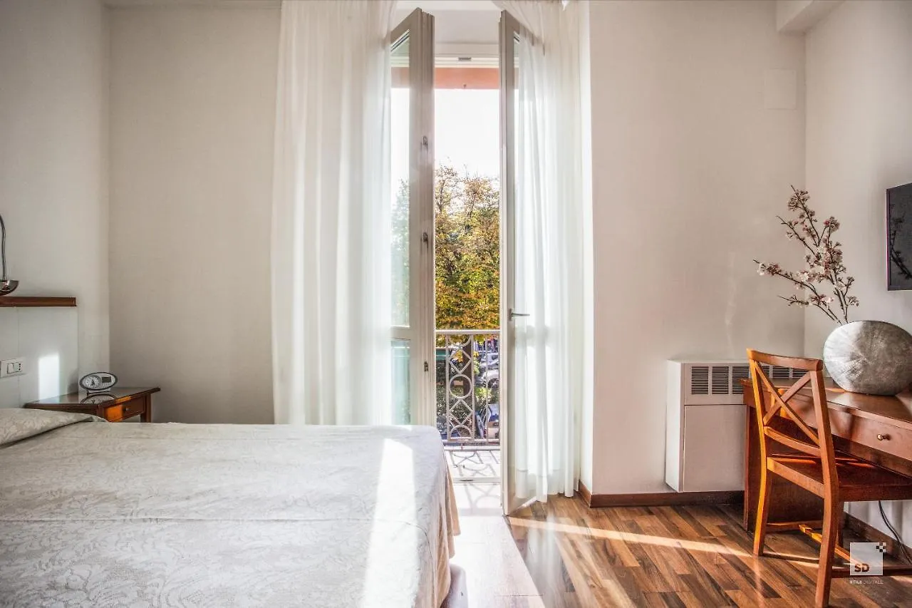 Hotel Blumen Collection By Gsa Hotels Bologna