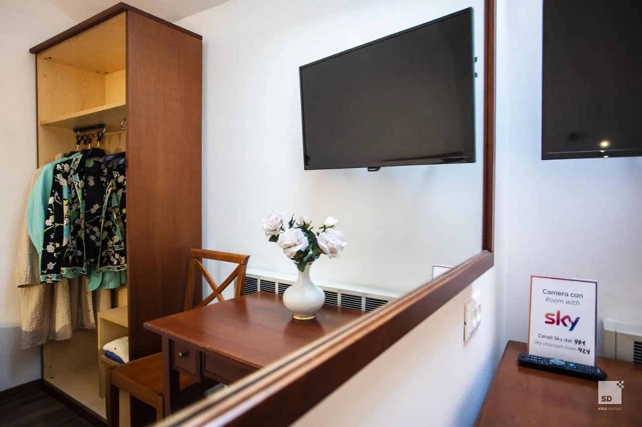 Hotel Blumen Collection By Gsa Hotels Bologna