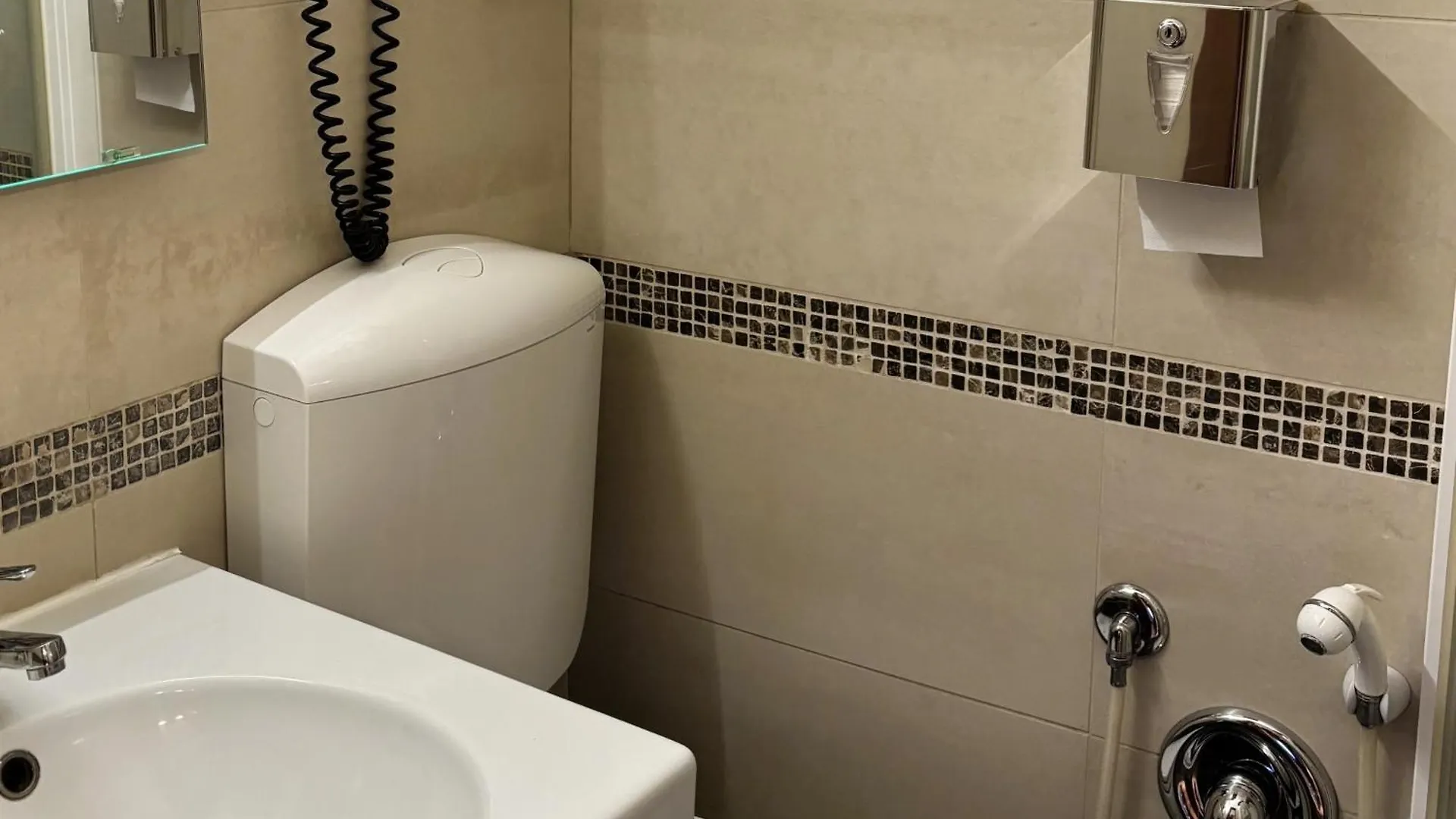 Hotel Blumen Collection By Gsa Hotels Bologna