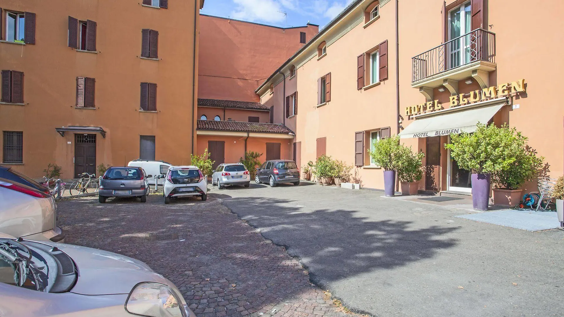Hotel Blumen Collection By Gsa Hotels Bologna